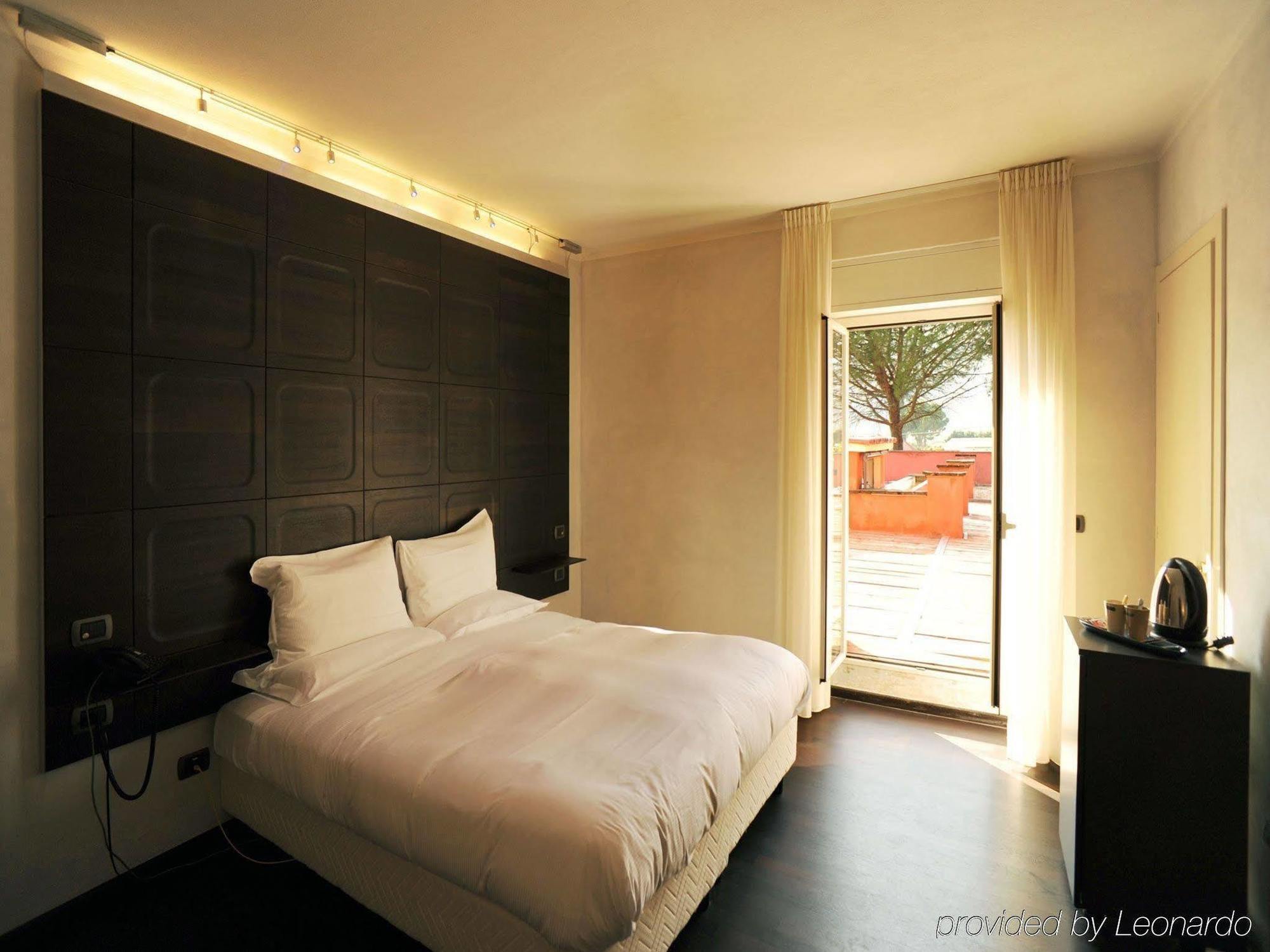 Hotel Domo Perugia Habitación foto